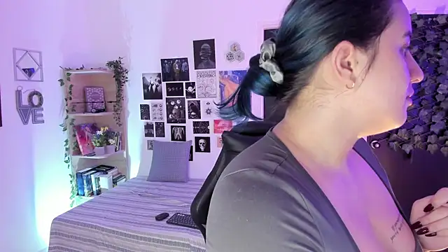 Snapshot of Lana_Herondale chatting on 11-26-25, 09:09 Lana Herondale online show from 11-26-25, 09:09