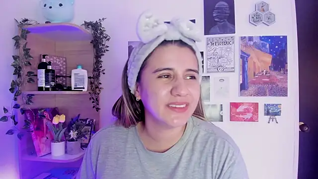 Lana Herondale online show from 09-21-25, 08:58