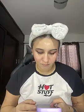 Lana Herondale online show from 10-06-25, 08:42