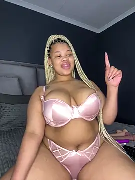 Snapshot of Thick_Ass_Barbiie chatting on 09-22-25, 05:19 Thick Ass Barbiie online show from 09-22-25, 05:19