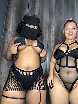 Snapshot of Thick_Ass_Barbiie chatting on 12-22-25, 09:09 Thick Ass Barbiie online show from 12-22-25, 09:09