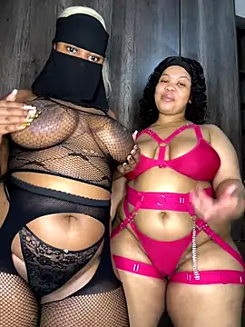 Snapshot of Thick_Ass_Barbiie chatting on 12-13-25, 08:04 Thick Ass Barbiie online show from 12-13-25, 08:04