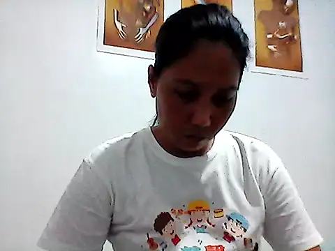 nhayasquirt online show from 09-13-25, 09:42