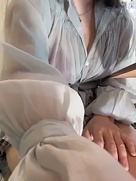 Bonnie-2k online show from 03-04-26, 05:59