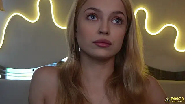 kellypeachcake online show from 10-01-25, 05:23