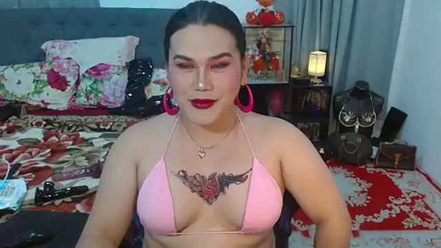 Snapshot of LustfullVelindaks chatting on 10-18-25, 10:50 LustfullVelindaks online show from 10-18-25, 10:50