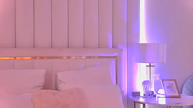 AlexaFlow online show from 10-31-25, 04:25