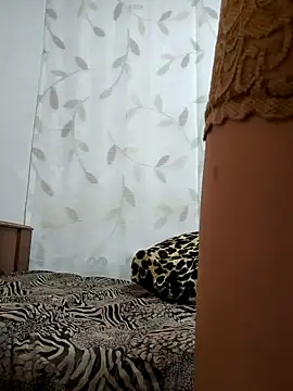 Rosa Jillian online show from 09-30-25, 07:36