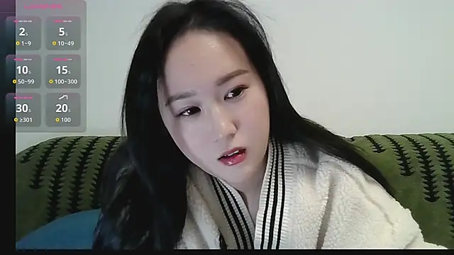 Belinda66 online show from 11-19-25, 03:12