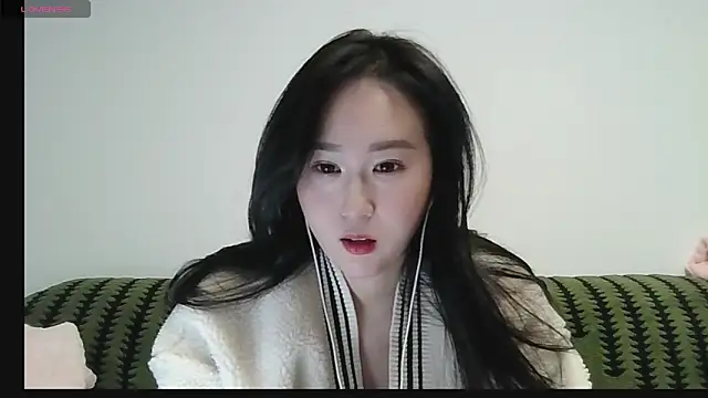 Belinda66 online show from 11-26-25, 02:50