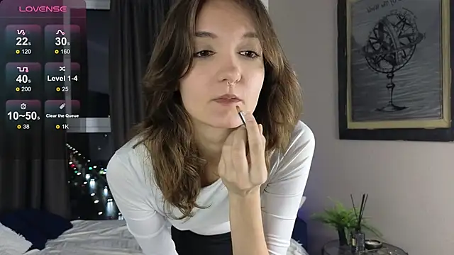 Snapshot of DebiHenks chatting on 09-29-25, 05:07 DebiHenks online show from 09-29-25, 05:07