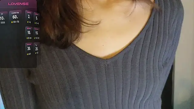 Snapshot of DebiHenks chatting on 11-09-25, 05:06 DebiHenks online show from 11-09-25, 05:06