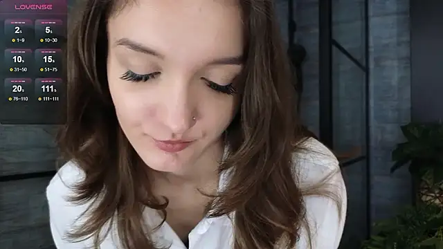 DebiHenks online show from 03-18-26, 06:20