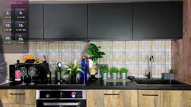 Snapshot of DebiHenks chatting on 02-26-26, 05:13 DebiHenks online show from 02-26-26, 05:13