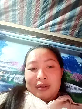 PhamPhung online show from 01-15-26, 05:33
