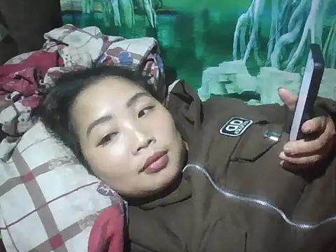 PhamPhung online show from 11-10-25, 02:11