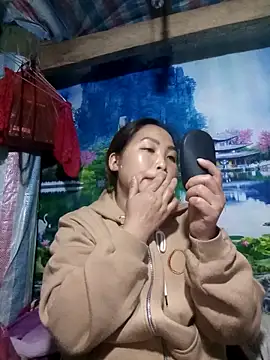 PhamPhung online show from 02-10-26, 02:38