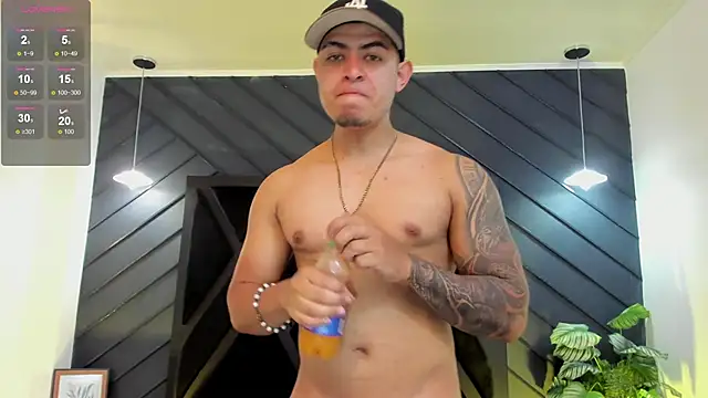 marco garciia  online show from 11-19-25, 11:16