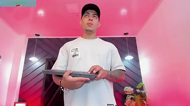 marco garciia  online show from 12-01-25, 11:27