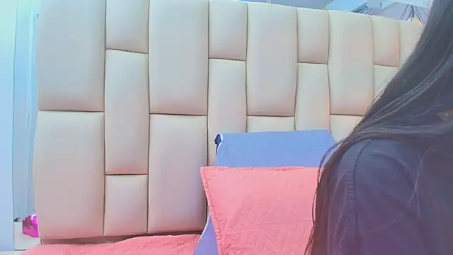 sweet amye online show from 12-14-25, 07:19