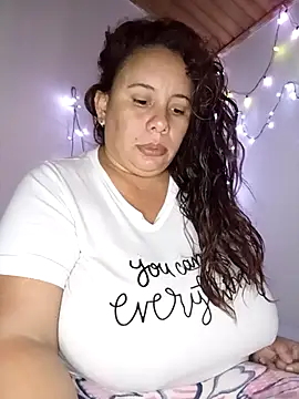 luzdanna online show from 10-08-25, 03:30