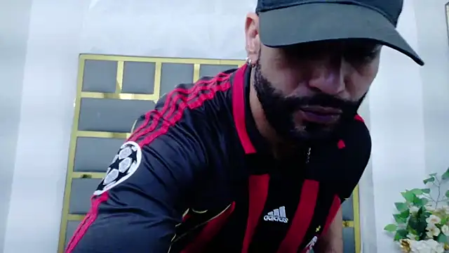 yorbymaxx online show from 12-17-25, 02:11