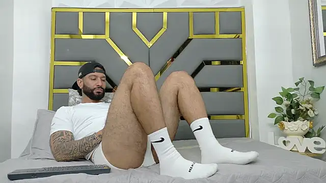 yorbymaxx online show from 09-27-25, 04:24