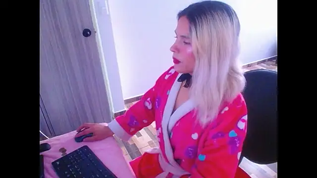 mystica 25 online show from 11-01-25, 04:12