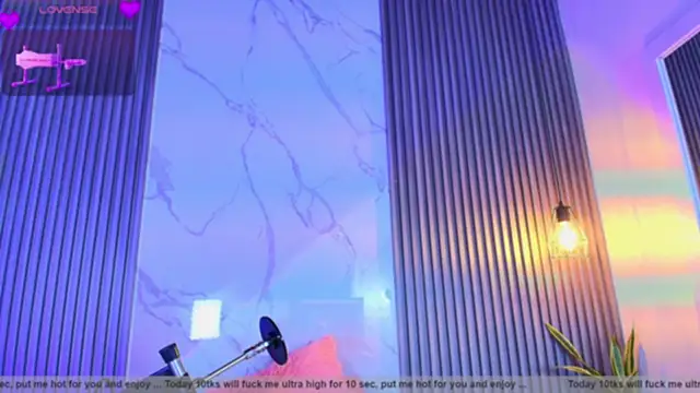 Snapshot of Cherry__blossom18 chatting on 10-01-25, 11:25 Cherry blossom18 online show from 10-01-25, 11:25