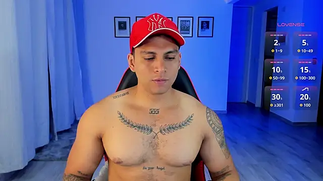 Nicolasmontoya16 online show from 11-04-25, 03:54