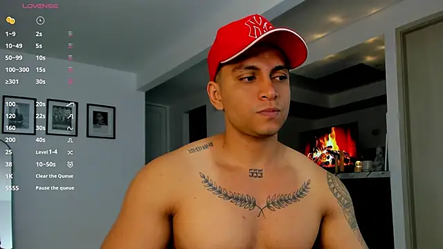 Nicolasmontoya16 online show from 11-08-25, 11:52