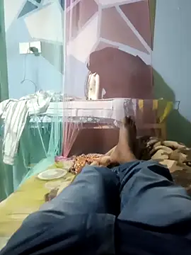 Snapshot of m11a2f3a4z5 chatting on 03-09-26, 01:03 m11a2f3a4z5 online show from 03-09-26, 01:03