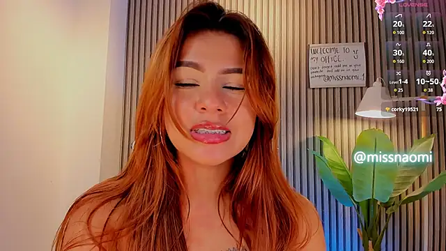 Missnaomi  online show from 10-02-25, 05:33
