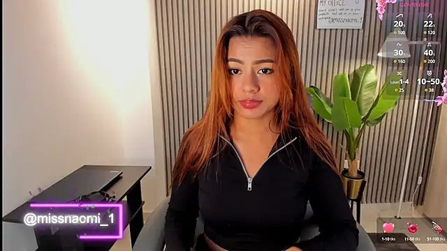 Missnaomi  online show from 09-21-25, 02:06