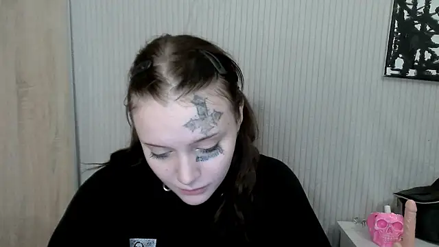eva sunshine blue eyes online show from 07-12-26, 06:42