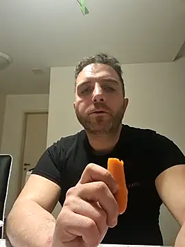 Snapshot of spaccaa chatting on 03-14-26, 11:00 spaccaa online show from 03-14-26, 11:00