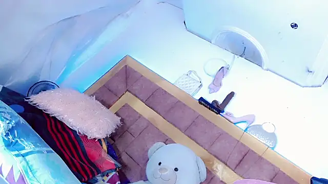 ravenous charmer online show from 02-12-26, 08:08