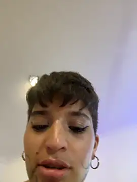 DayanaDG online show from 11-21-25, 11:04