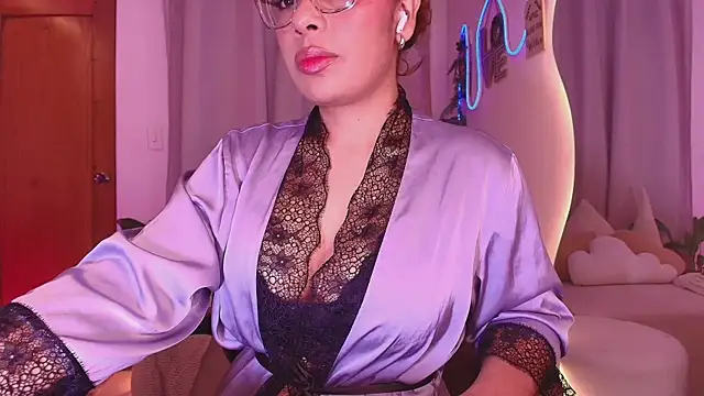megansan  online show from 05-12-26, 01:39