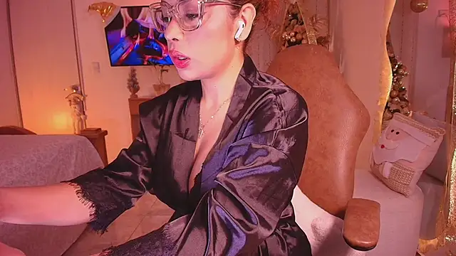 megansan  online show from 01-08-26, 12:33