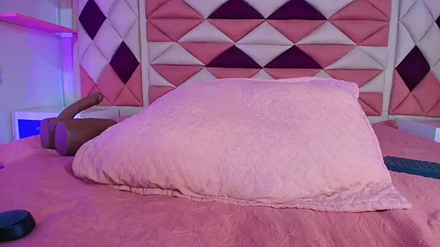 valecastro  online show from 09-26-25, 07:21