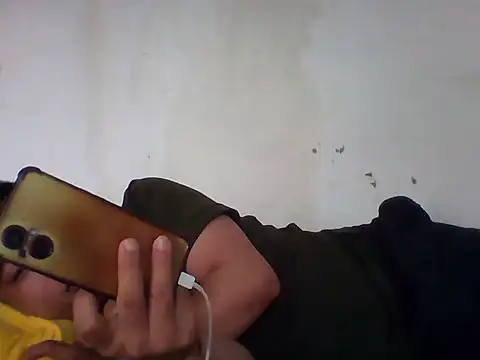 Boy kuto77 online show from 10-30-25, 07:28