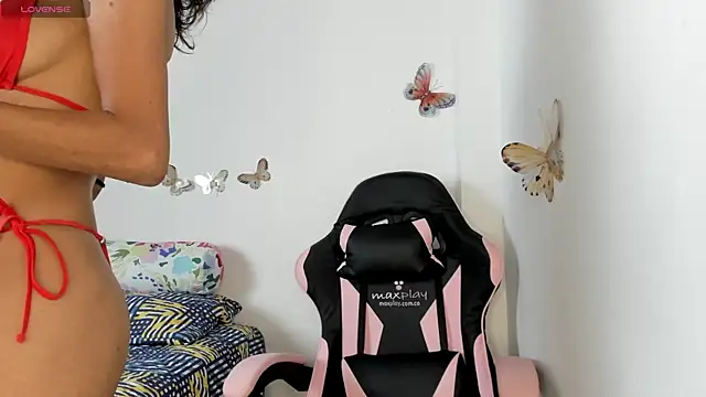 mari-ross online show from 10-26-25, 01:39