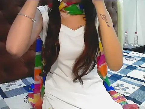 Snapshot of elize__ chatting on 09-20-25, 09:36 elize   online show from 09-20-25, 09:36