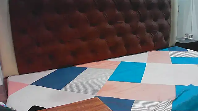 elize   online show from 11-21-25, 05:50