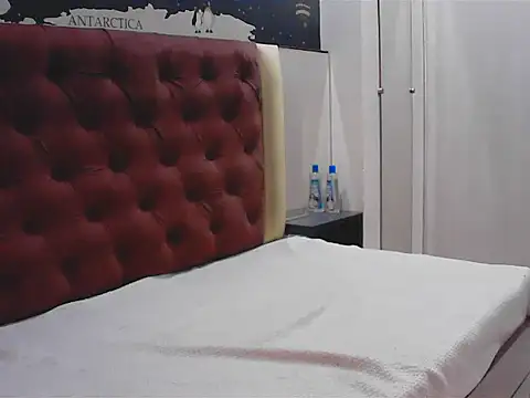 elize   online show from 11-20-25, 03:29