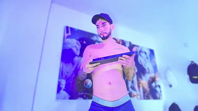 aphrodita hotaz online show from 10-10-25, 03:07