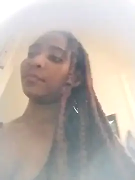 AmbarSmit online show from 10-21-25, 09:03