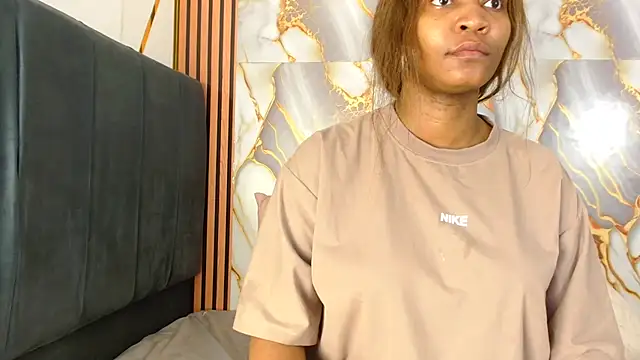 Snapshot of AmbarSmit chatting on 05-10-26, 03:32 AmbarSmit online show from 05-10-26, 03:32