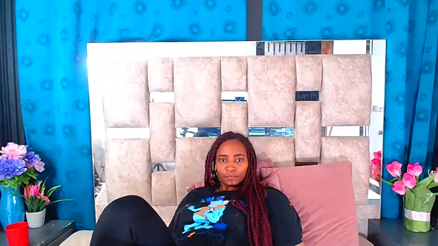 AmbarSmit online show from 11-11-25, 08:47